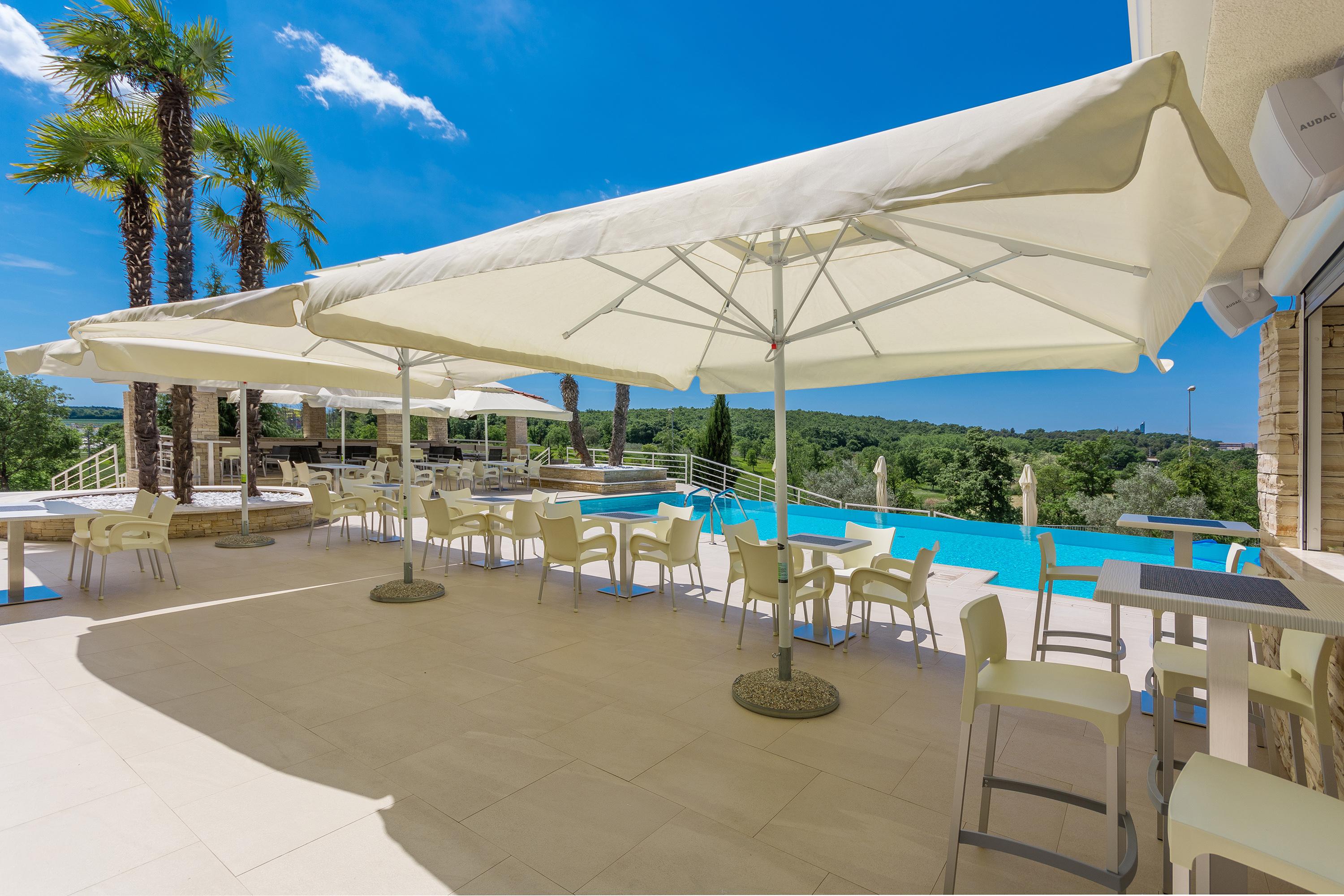 Hotel Adeo