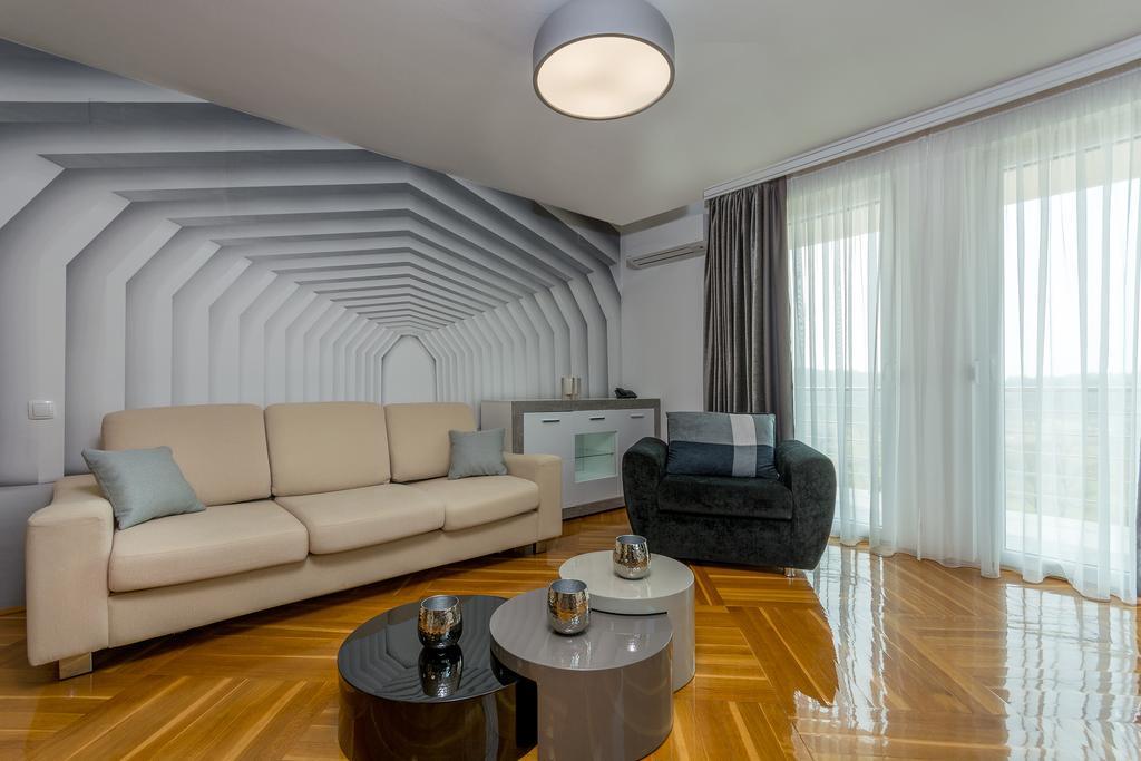 Hotel Adeo